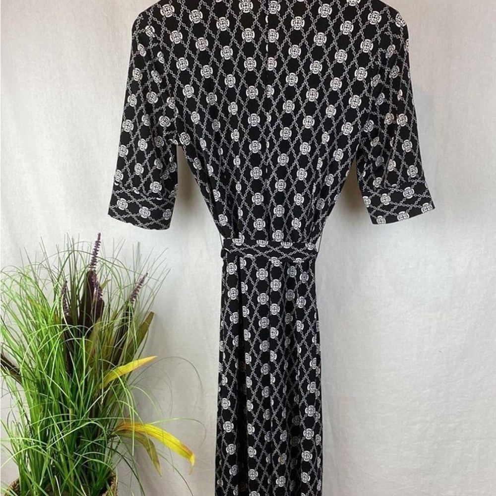 Laundry Dress excellent condition back & white details size 10 comes with belt - Picture 3 of 6